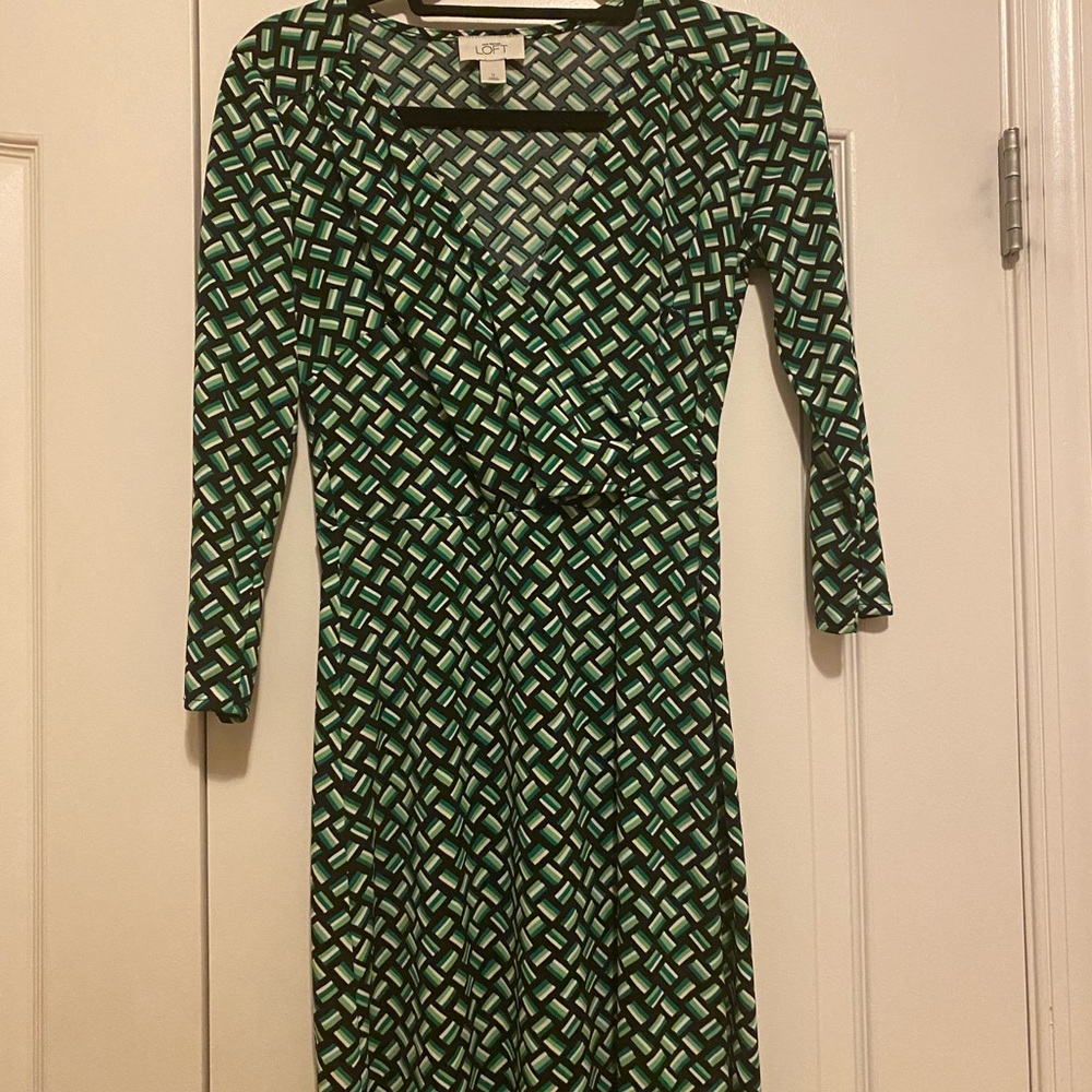 Ann Taylor Loft Faux Wrap Dress 👗